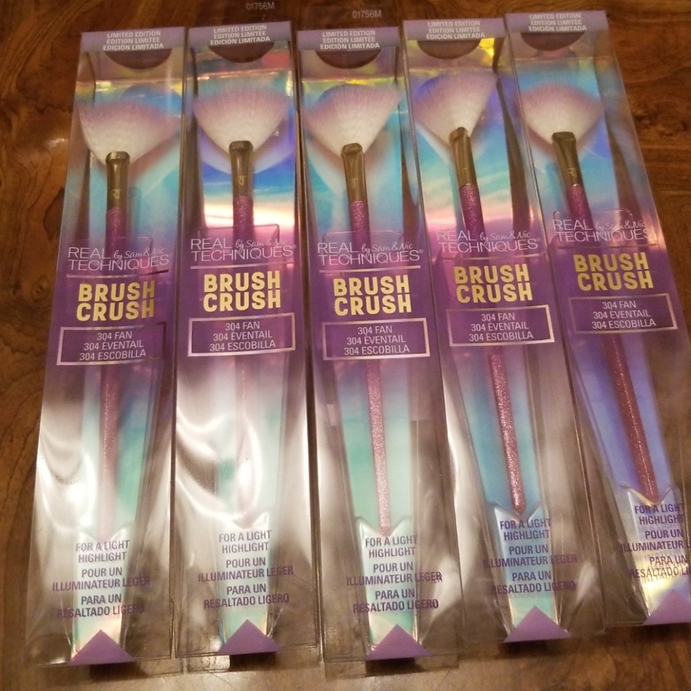 Real techniques brush Crush